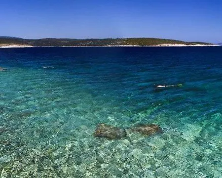 Arija Povlja (Brac)