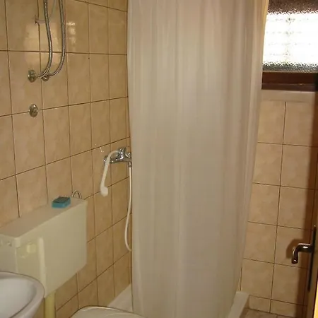 Arija Aparthotel