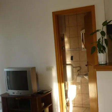 Aparthotel Arija *